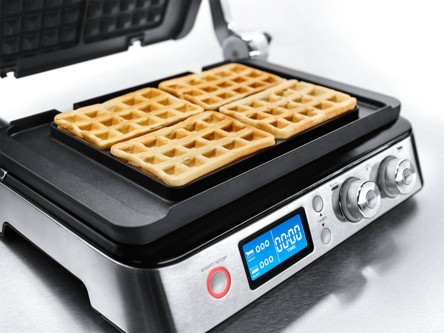 Grills, Griddles + Waffle Makers