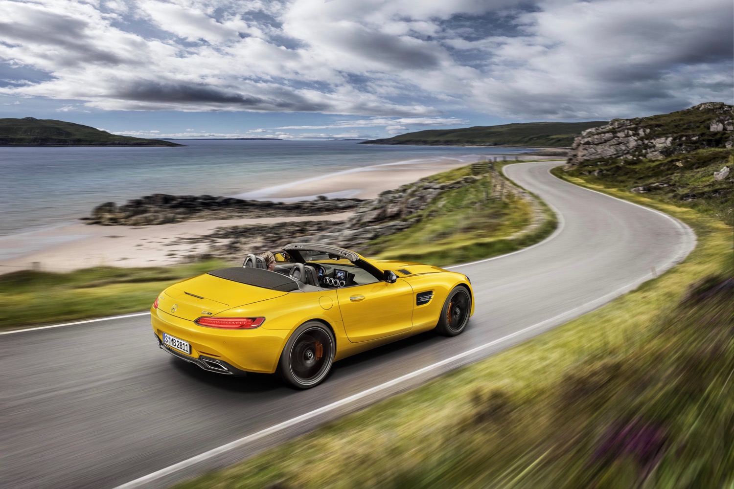 Mercedes-AMG GT S Roadster