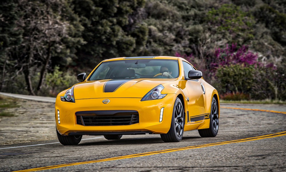 2018 nissan 370z review 37oz press driving closer