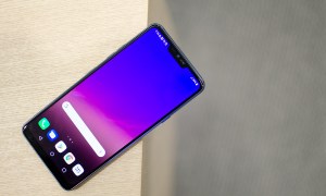 lg g7 thinq review hands on precarious 2