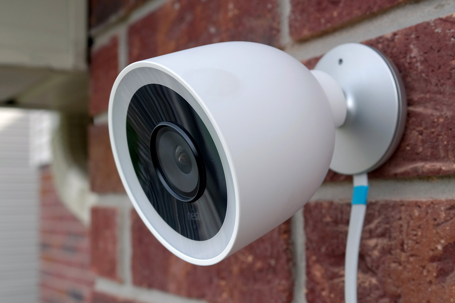 Difference between nest iq and best sale nest outdoor