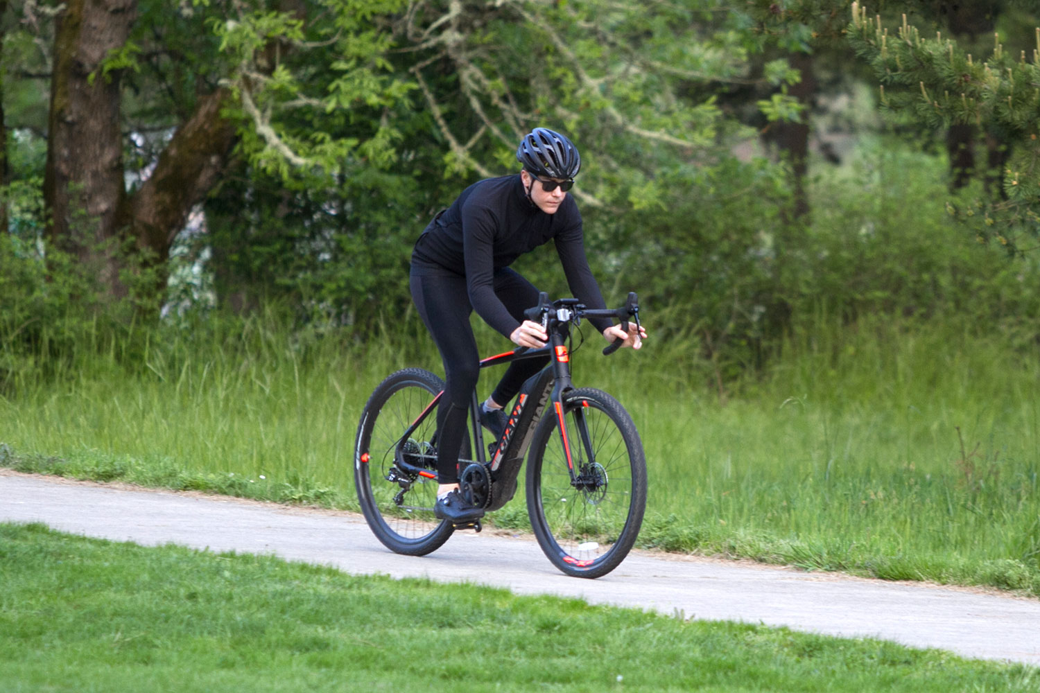 Giant gravel online toughroad