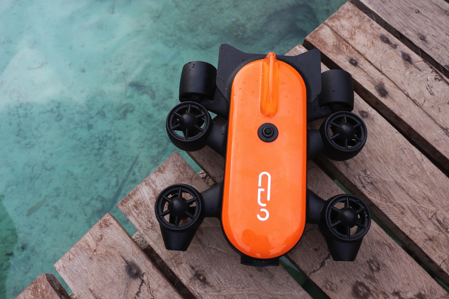 kickstarter underwater drone