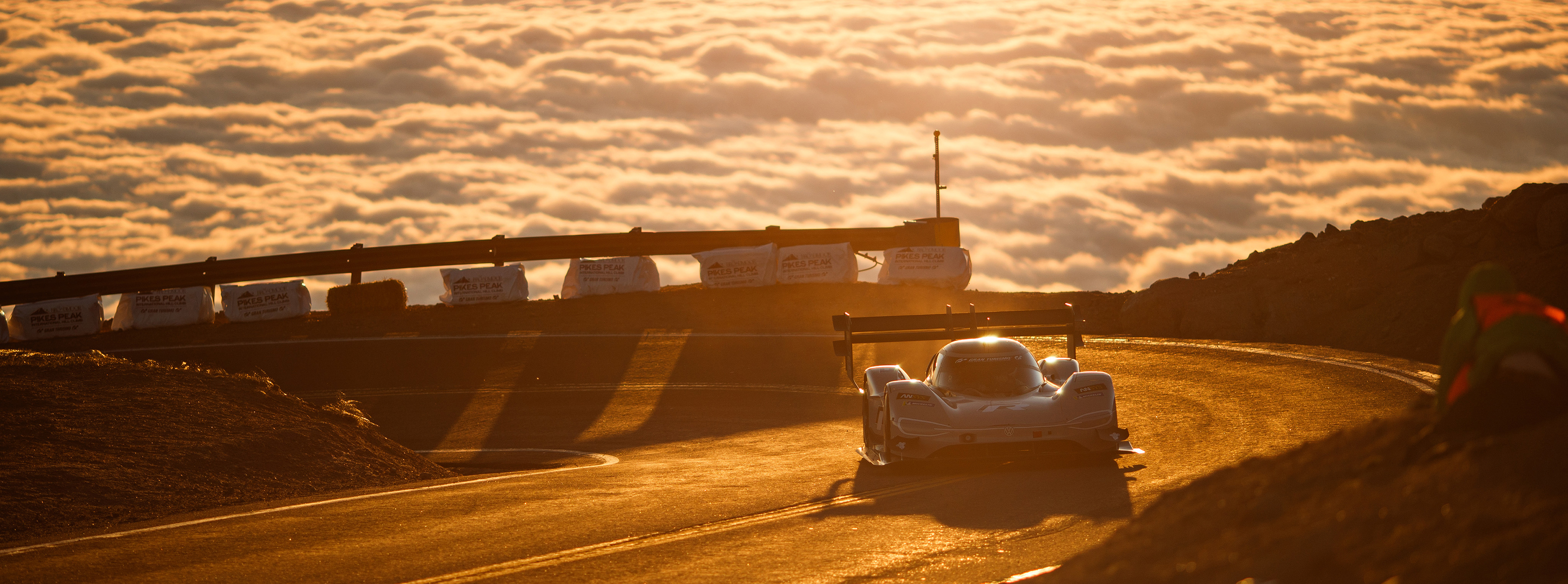 At Pikes Peak Hill Climb, a Drive to Win and to Put the Race on the Map -  The New York Times