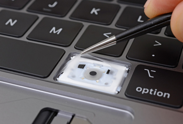 sticky key macbook pro 2017