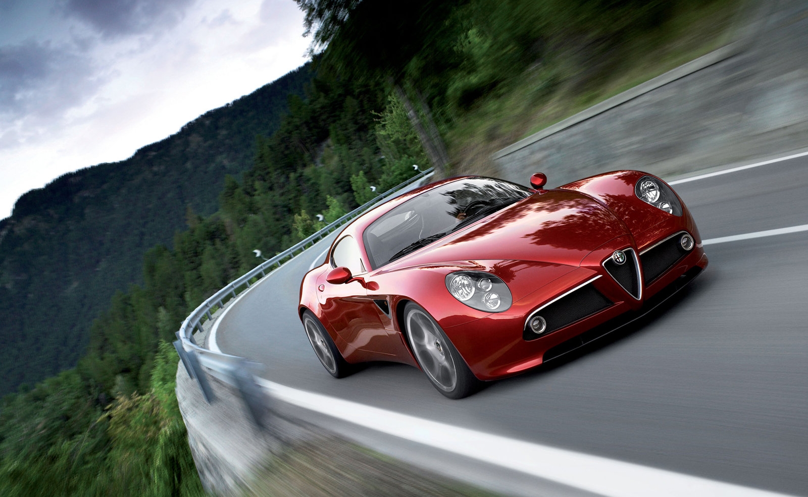 Alfa romeo electric sports shop car