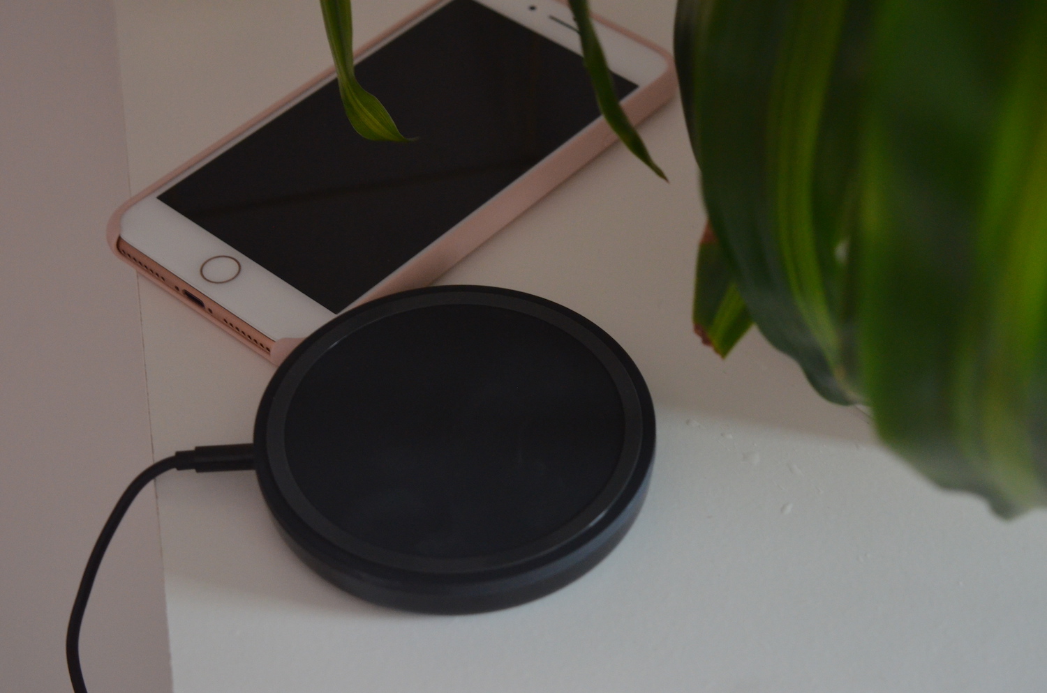 The Best Cheap Wireless Charging Pads We've Found This Prime Day | Digital  Trends