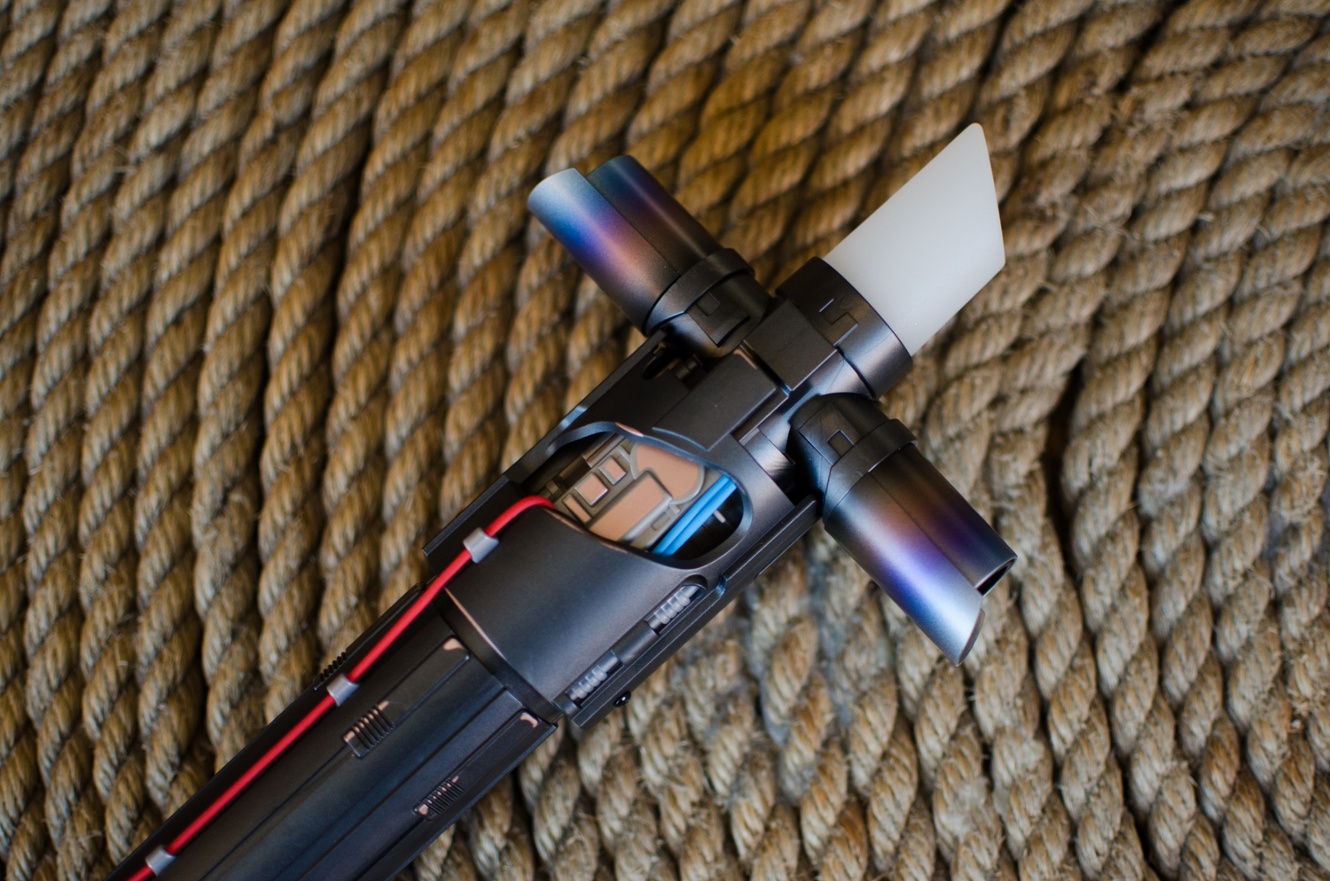 Lenovo jedi challenges clearance kylo ren lightsaber