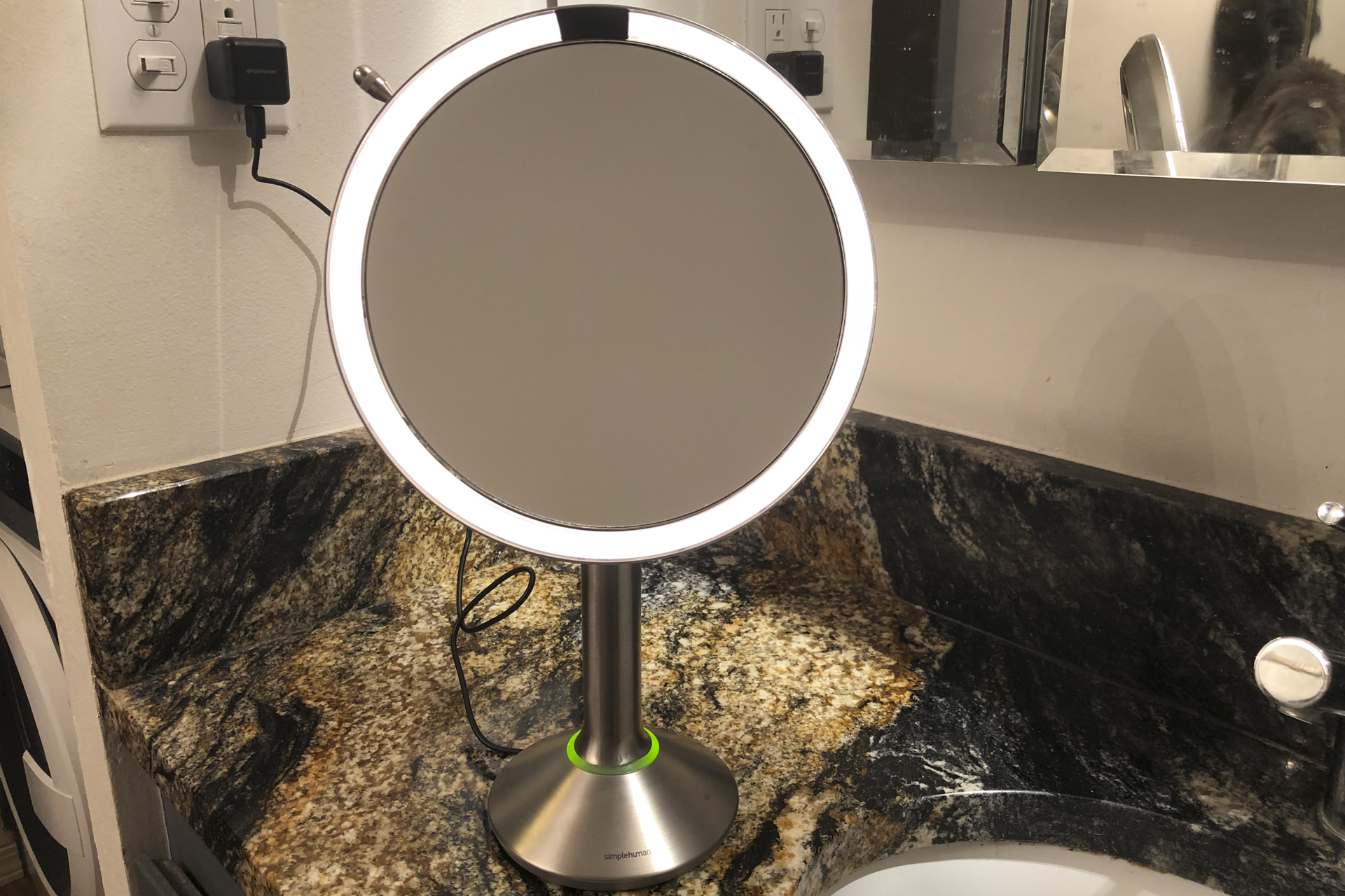 My Honest Review Of The Simplehuman Mirror – Do You Need It?