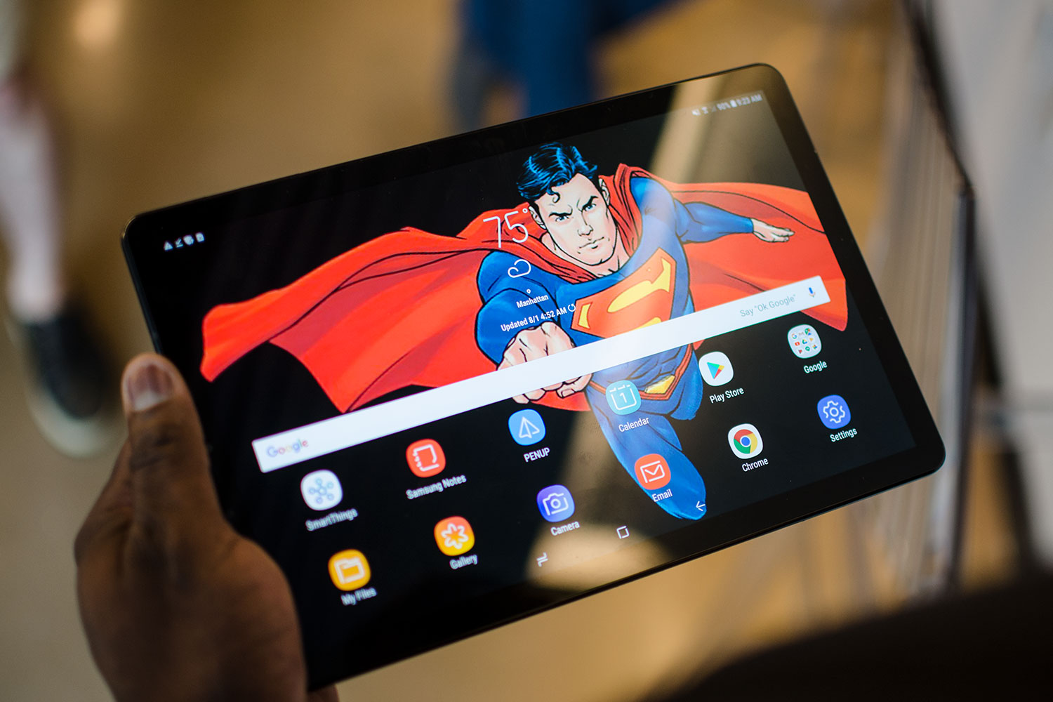 Samsung Galaxy Tab S4 vs. iPad Pro: Which Pro Tablet Takes the