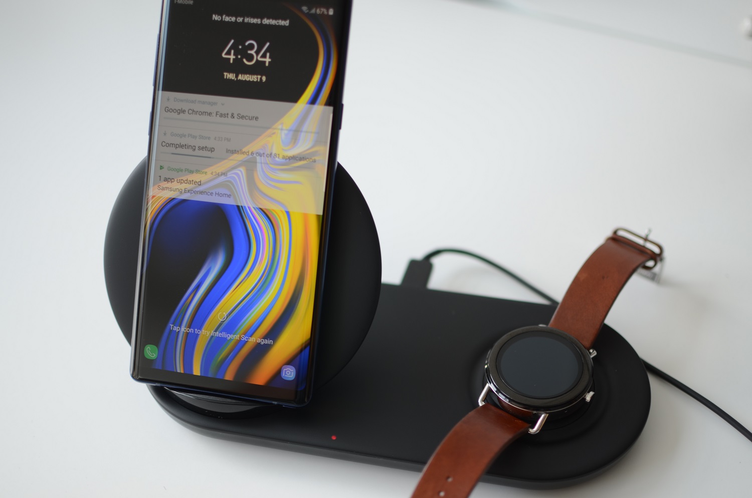 Samsung wireless charger online with watch