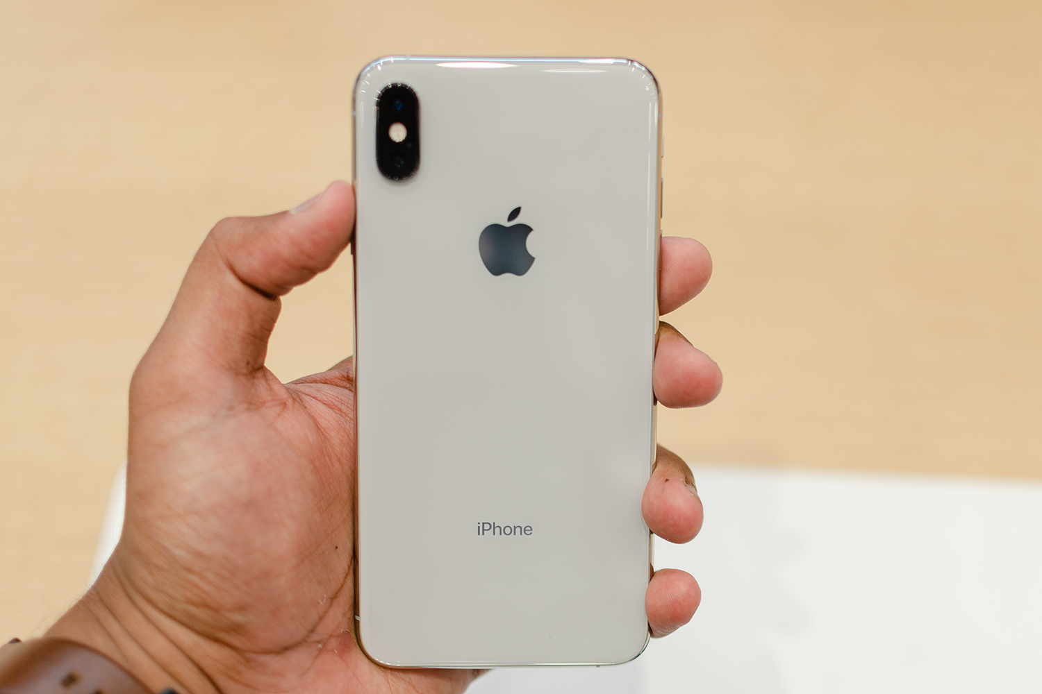 Should i buy iphone 7 or 8 in hot sale 2018