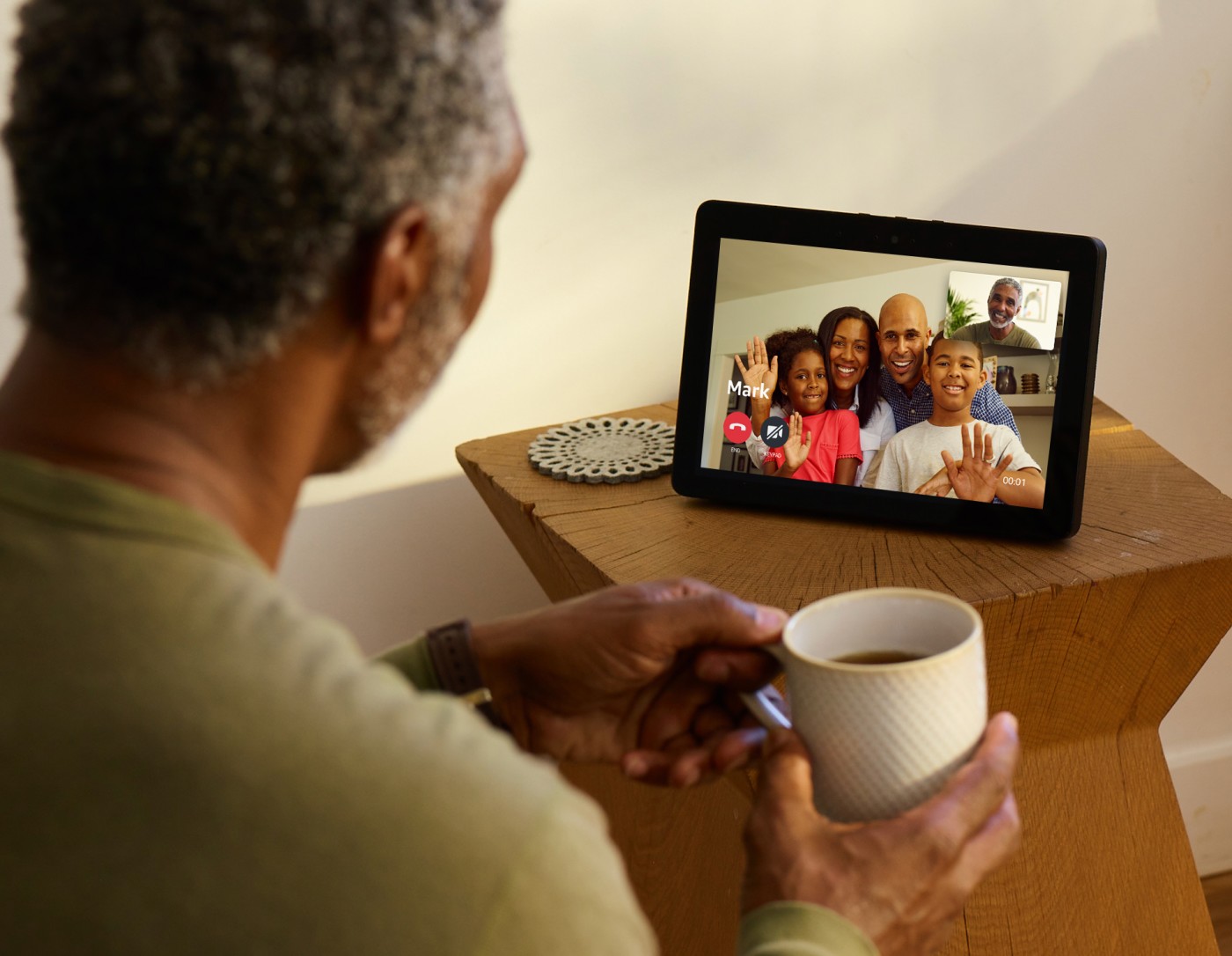 Echo Show 10 2nd Gen 10.1 HD Display Smart Assistant With Alexa  Charcoal