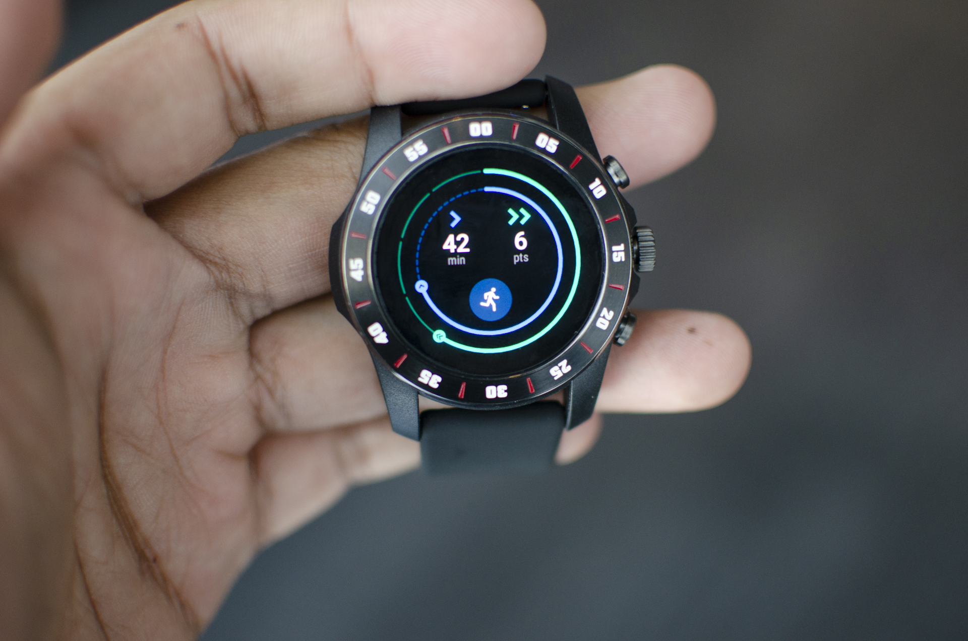 New smartwatch snapdragon clearance 3100