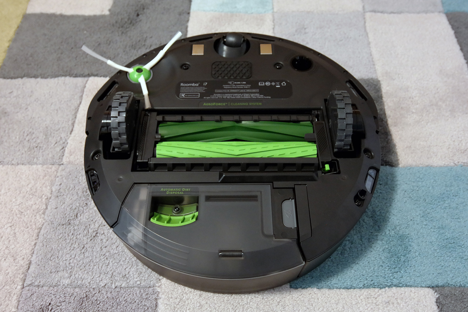 New Roomba i7+ Has Persistent Maps, Selective Room Cleaning, and Automatic  Dirt Disposal - IEEE Spectrum