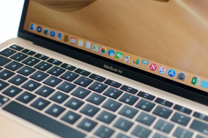First Benchmarks Show MacBook Air Is Only a Bit Faster Than MacBook ...