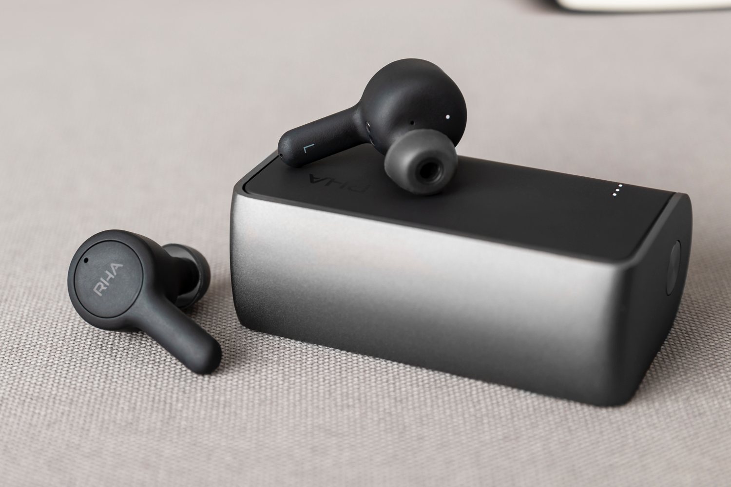 rha trueconnect true wireless earbuds 3