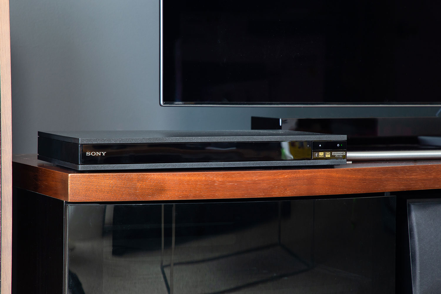 Sony UBP-X800 Review | Ultra HD Blu-ray Player | Digital Trends