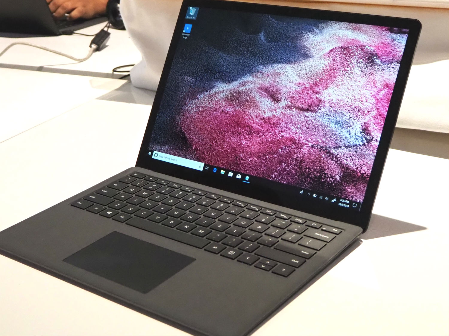 Microsoft Surface Laptop 2 vs. Dell XPS 13 | Digital Trends