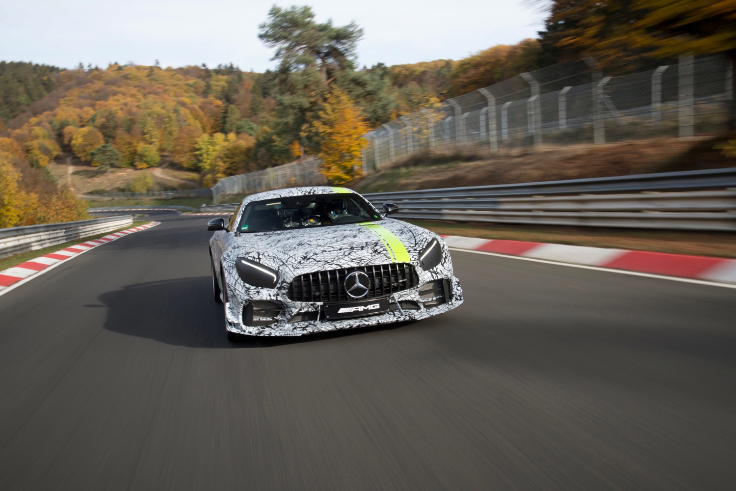 Mercedes-AMG reveals GT4 race car