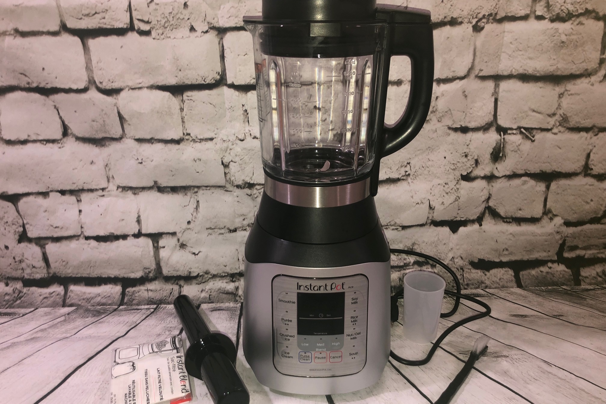 Instant Pot Is Launching a Blender Exclusively at Walmart - Eater