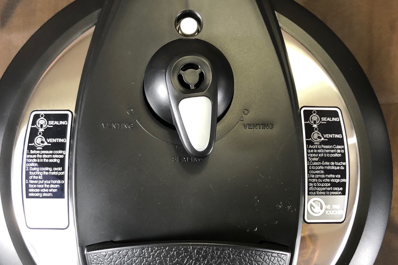 Instant pot blinking online lid