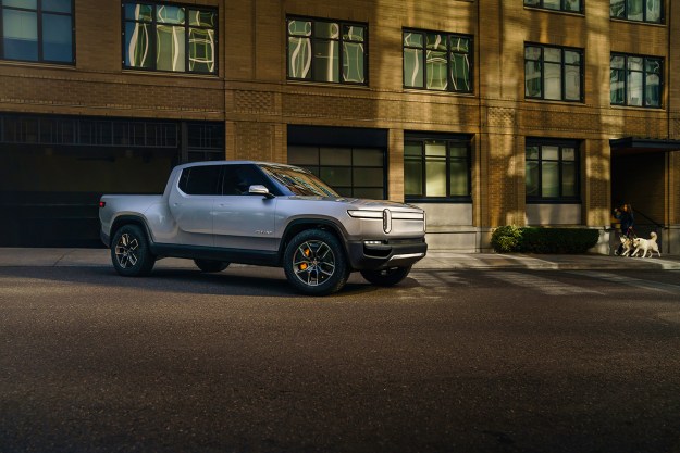 Watch Rivian's Tank Turn Feature Spin Its R1T Electric Pickup Like a Top