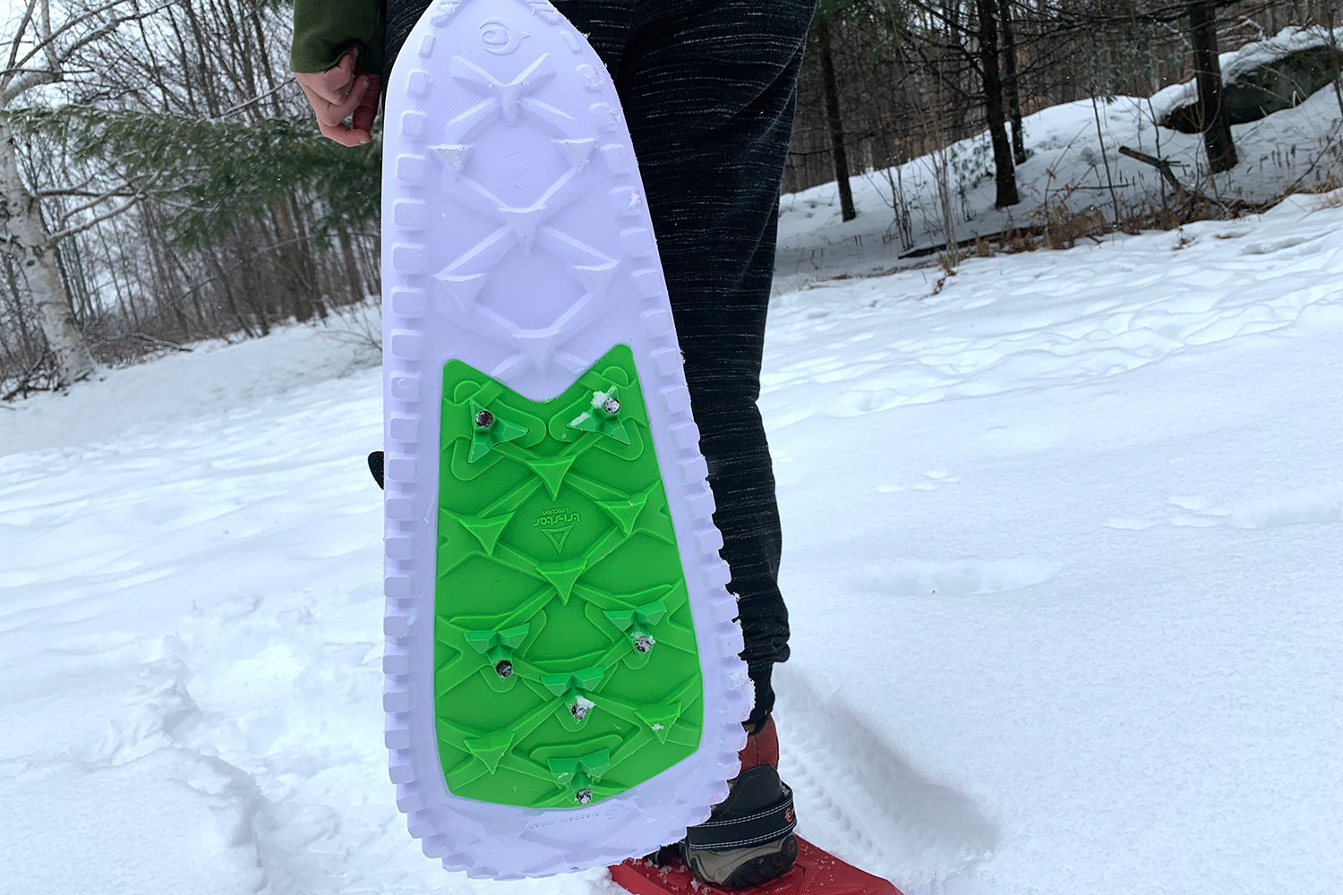 Crescent Moon Eva All-Foam V2 Snowshoe Review | Digital Trends