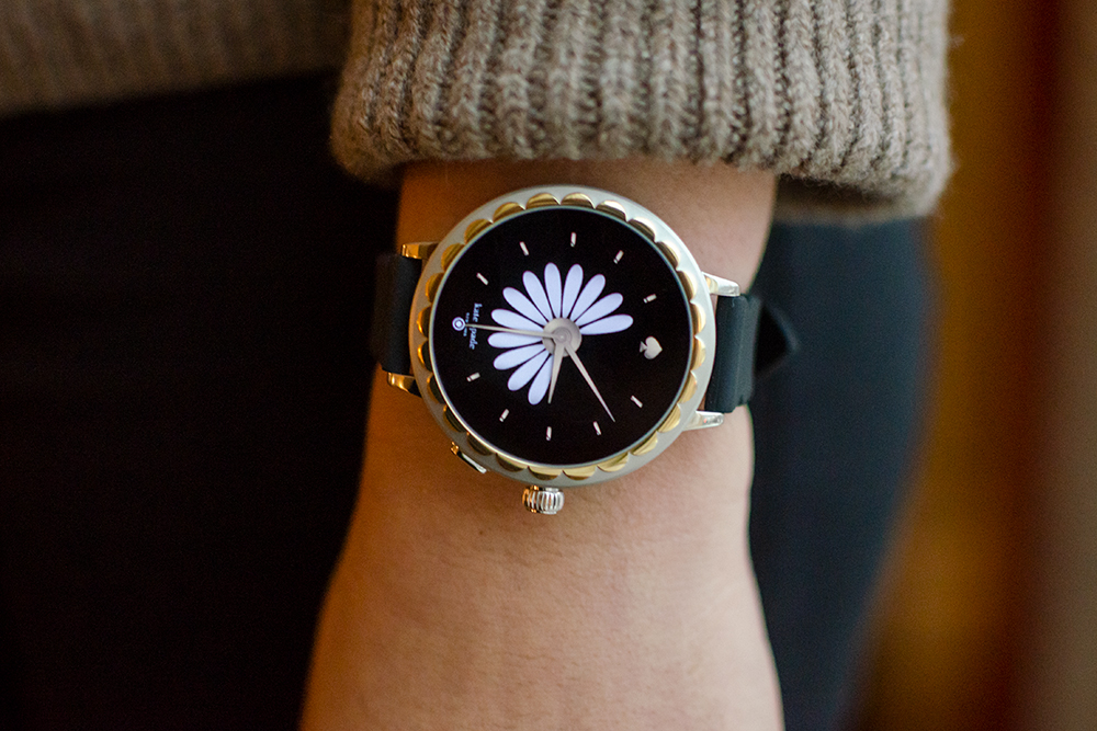 Google buys hot sale fossil smartwatch