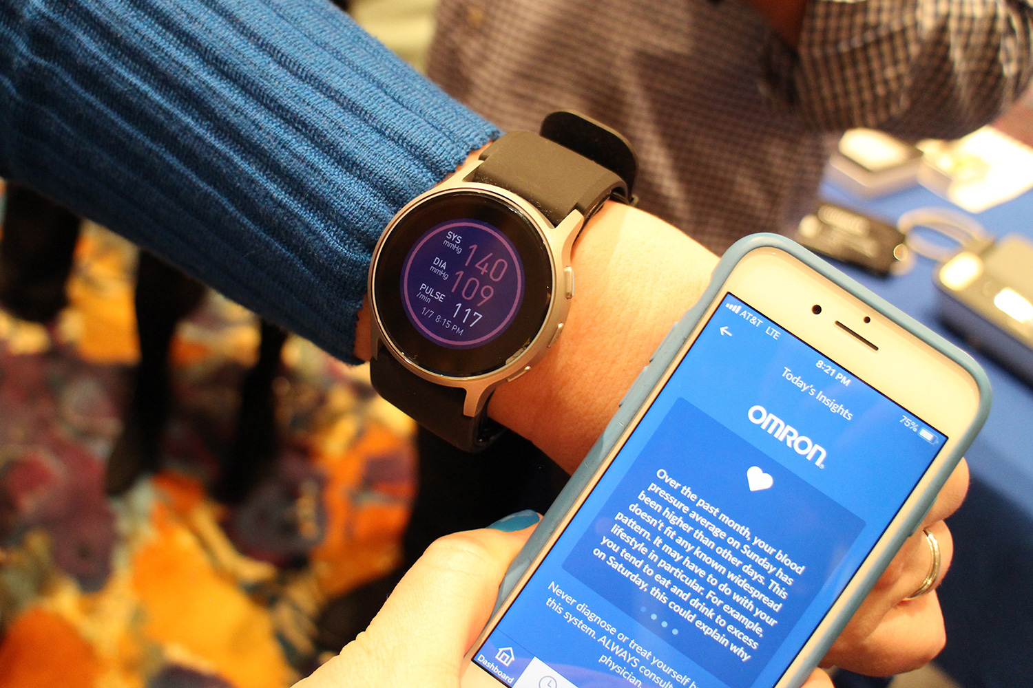 Smartwatch Omron HeartGuide takes your blood pressure