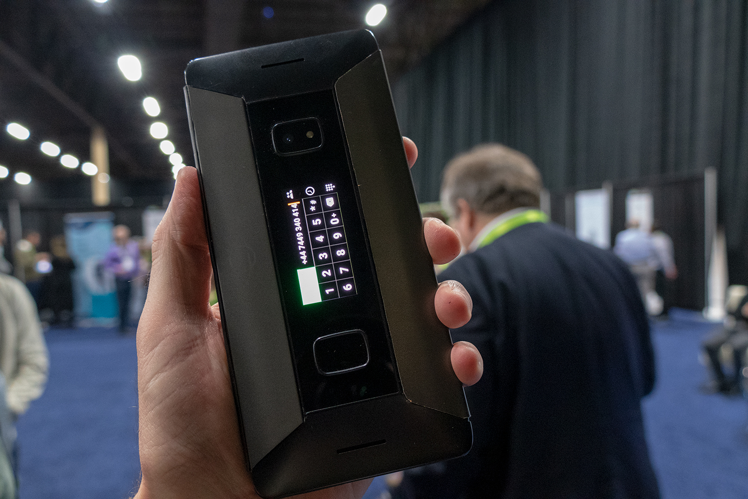 CES 2019: Planet Computers Cosmo Communicator Product Impressions