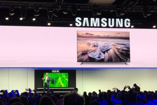 Samsung's The Wall Luxury TV Delivers 8K in Up to 292 Inches | Digital ...