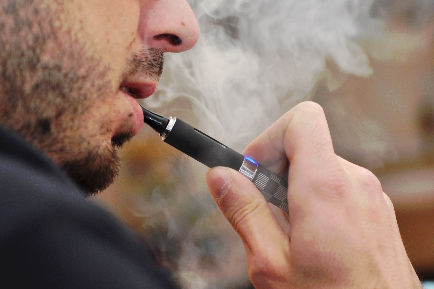 Is Nicotine Overdose Causing Seizures in Users of E Cigarettes