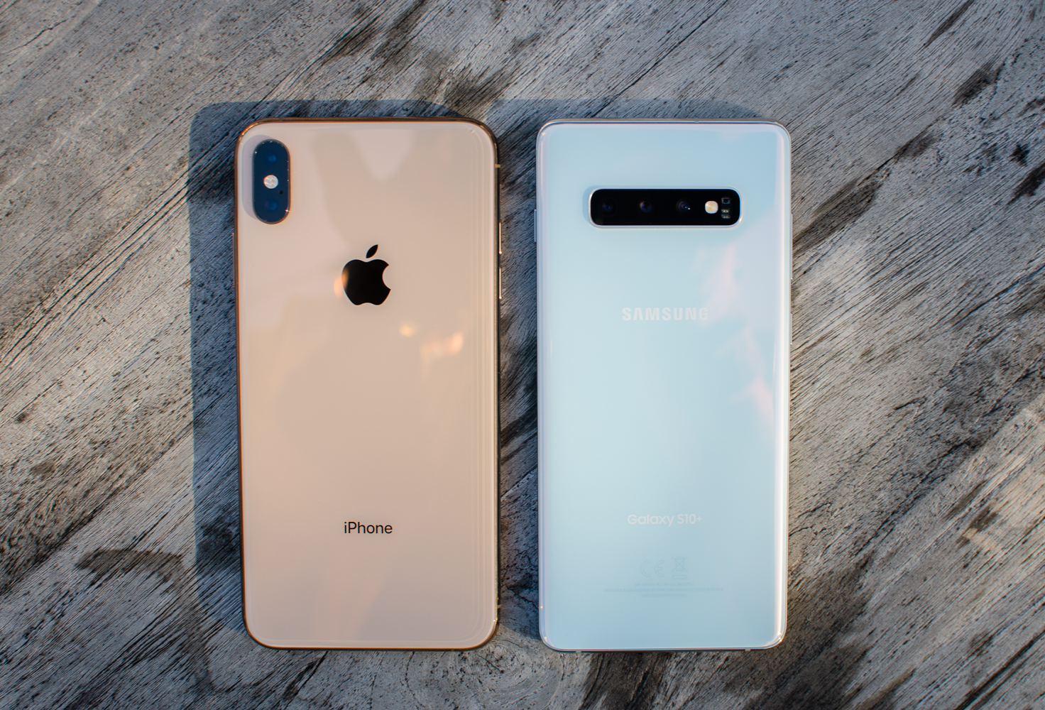 Should i get iphone cheap xs or samsung s10