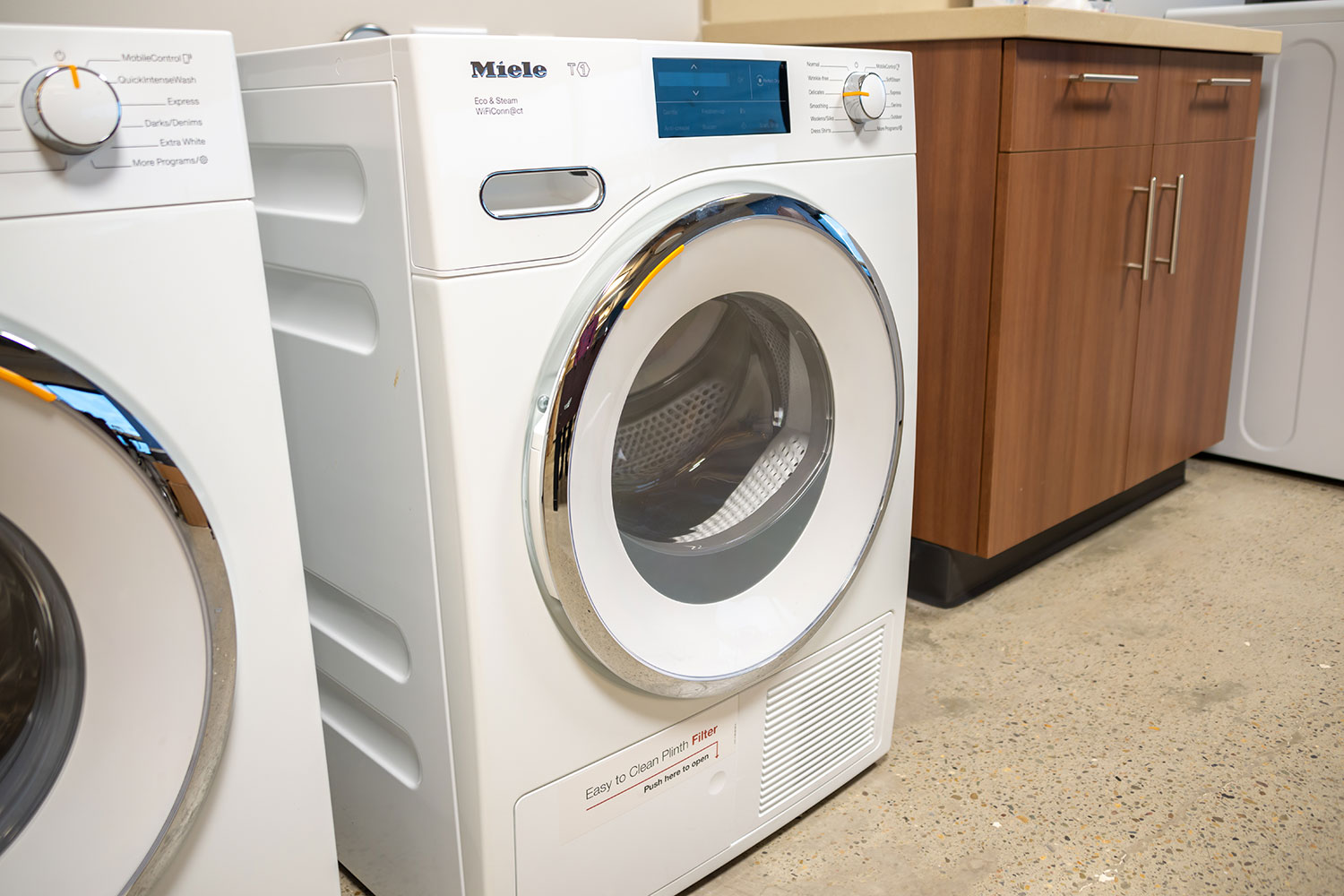 Miele TWI180 WP Review: Innovative technology, inconsistent