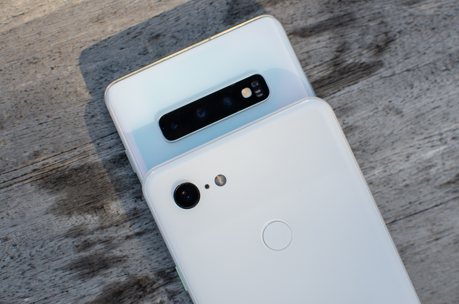 Samsung Galaxy S10 Plus vs. Google Pixel 3 XL | Spec Comparison