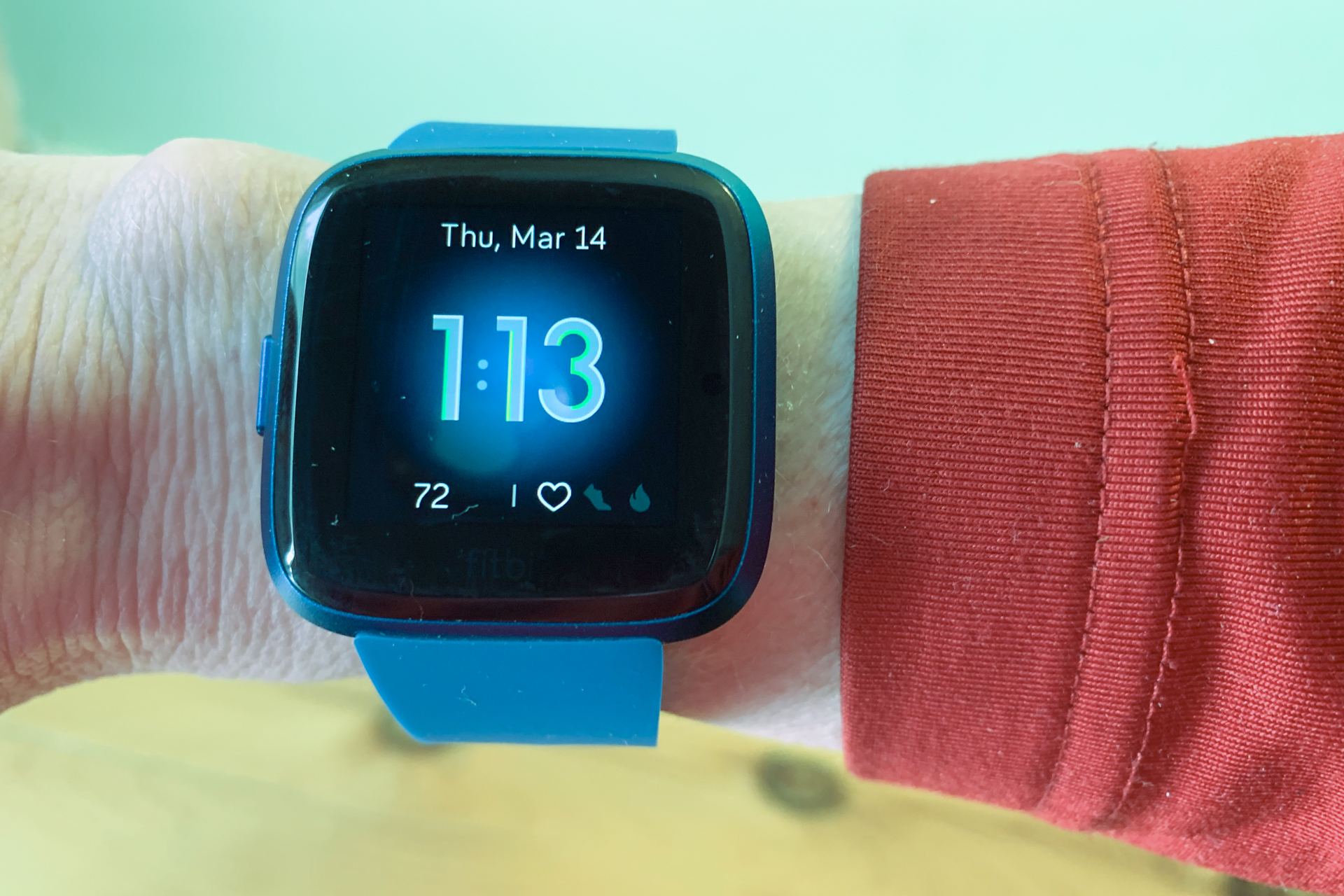 The Fitbit Versa Lite Hands-On: Everything you ever wanted to know