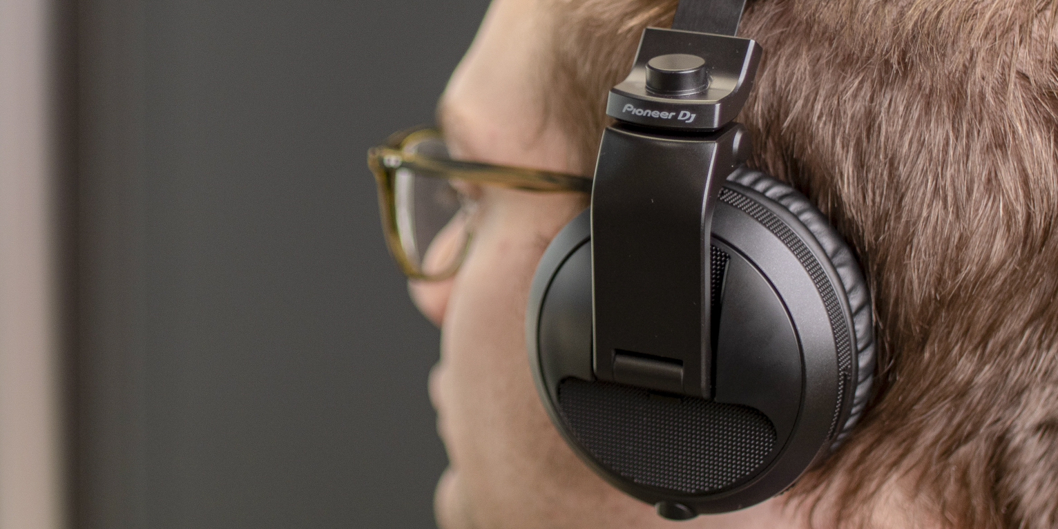 Pioneer HDJ-X5BT-K Review: DJ Headphones That Go Wireless Outside Of The  Booth | Digital Trends