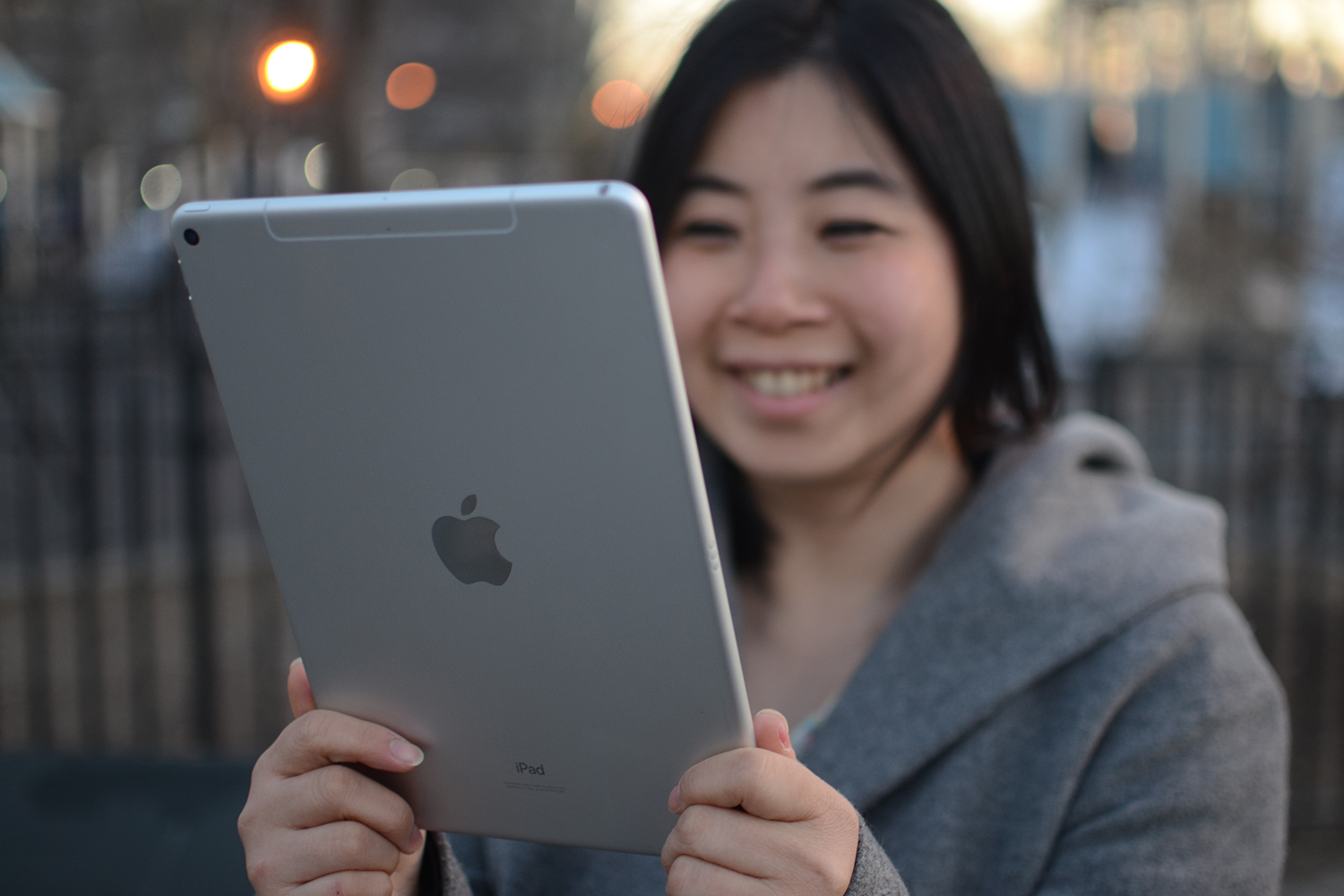 Apple iPad Air (3rd Gen) - 2019 Dimensions & Drawings