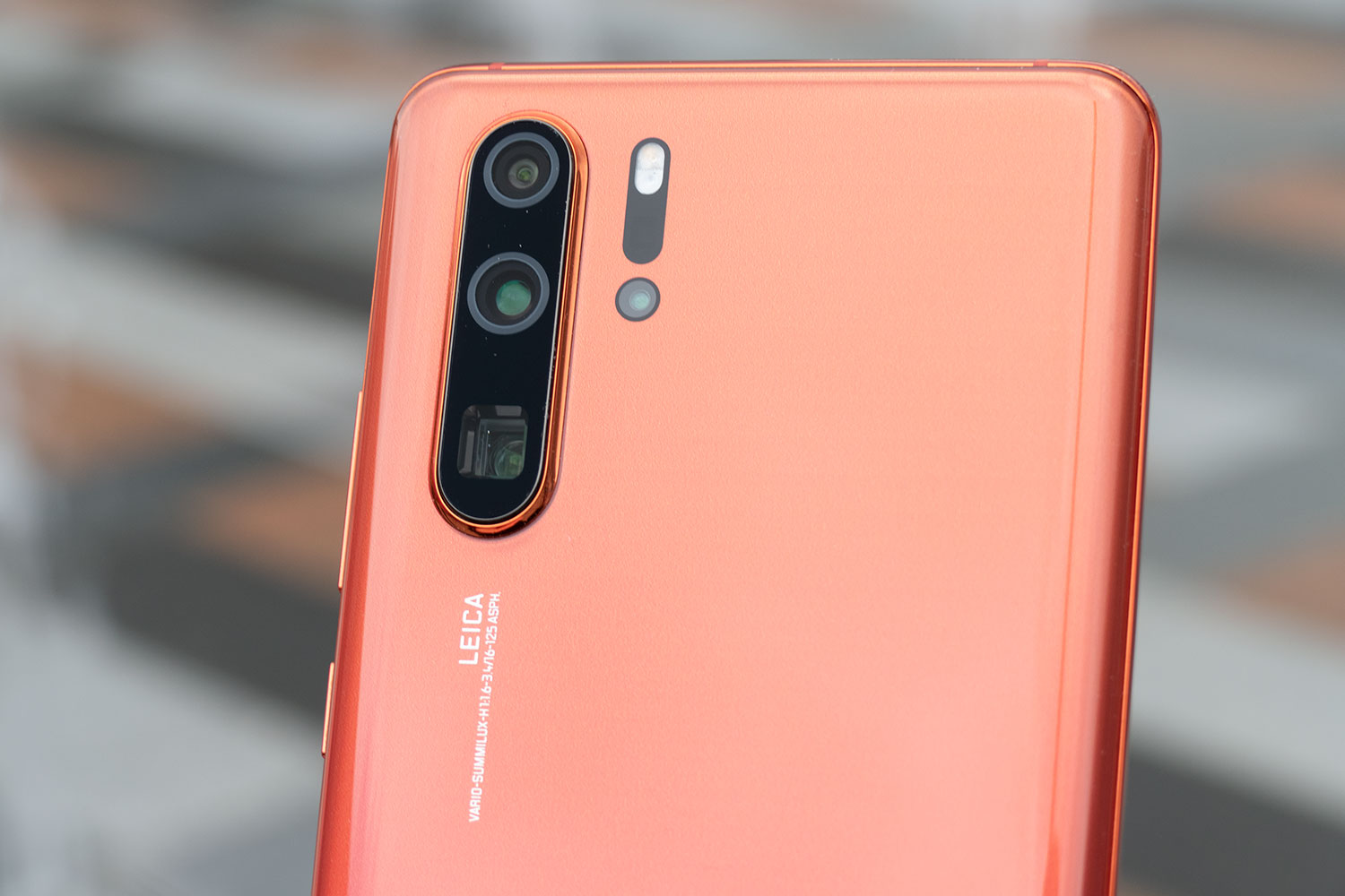 Huawei P30 Pro 50X LELICA ケース付き