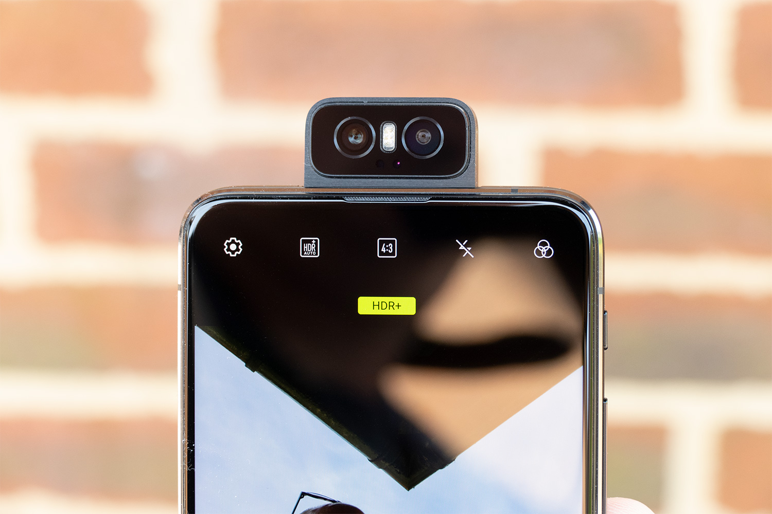 Asus ZenFone 6 Review: The Camera Flips! | Digital Trends