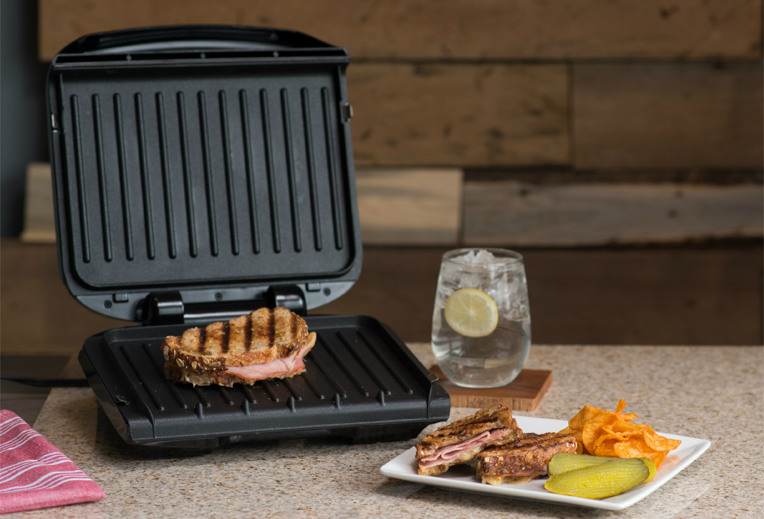 NEW George Foreman 5-serving Removable Plate Electric Indoor 