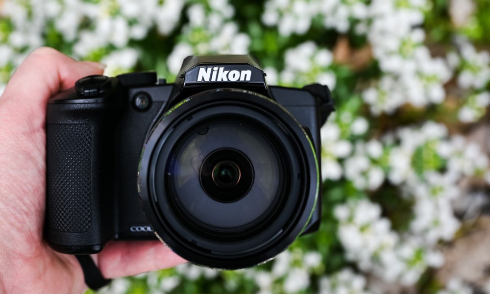 nikon coolpix b600 review feat