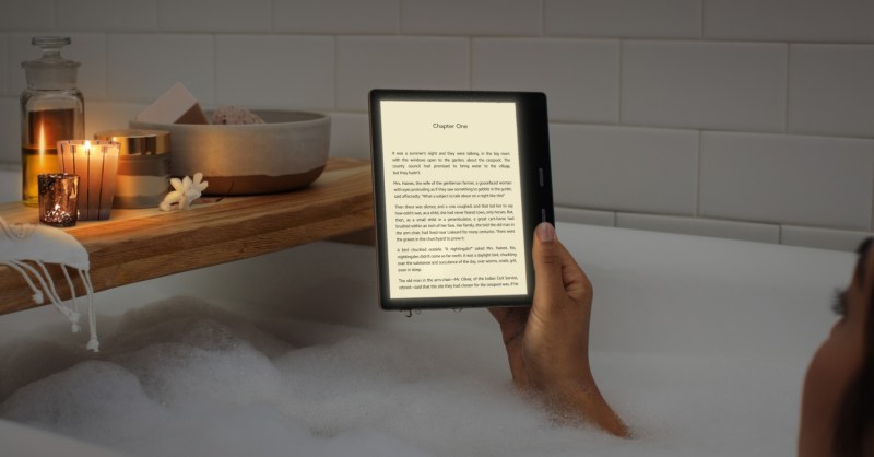  International Version – Kindle Oasis – Now with adjustable warm  light - 8 GB, Graphite : Electronics