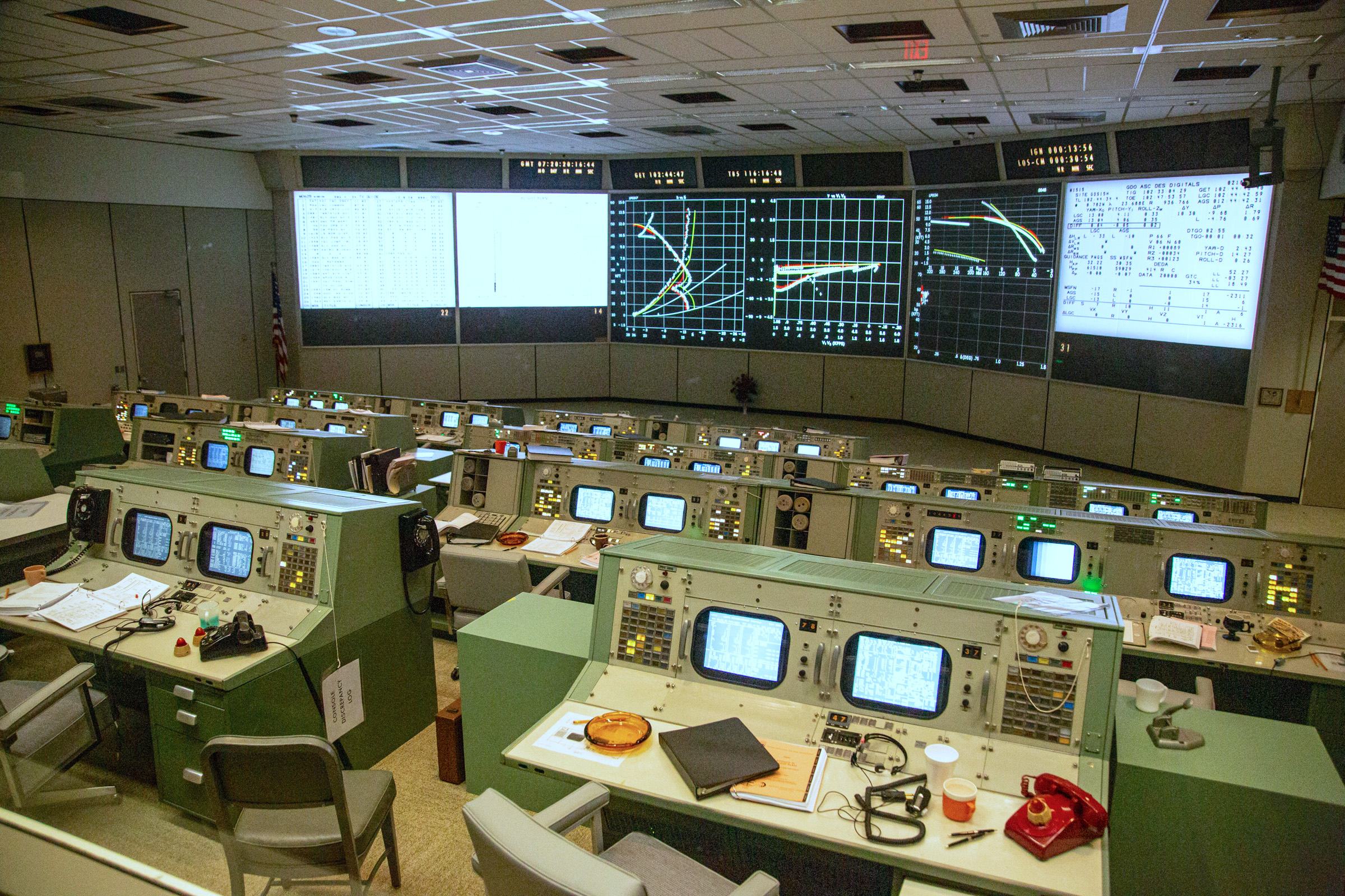 NASA's Restored Mission Control Lets You Relive The 1969 Moon Landing ...