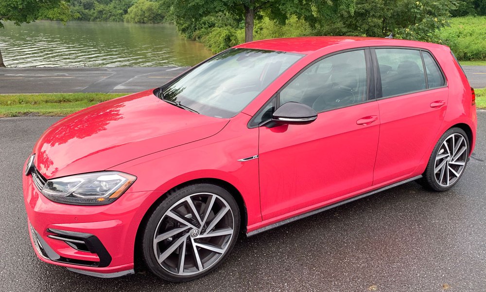 2019 Volkswagen Golf R Review