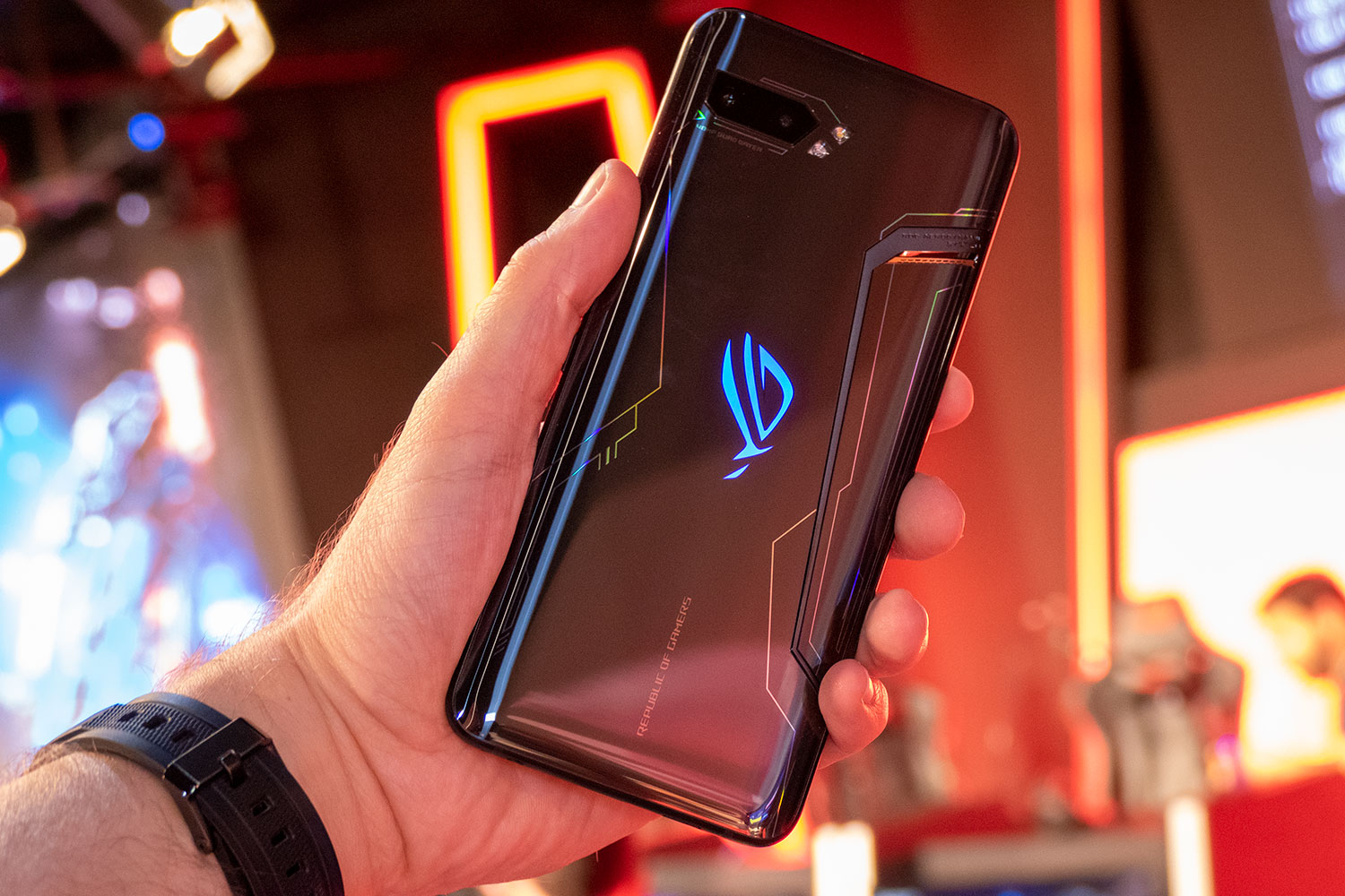 Asus Amps Up the ROG Phone 2 with New 1TB Ultimate Edition
