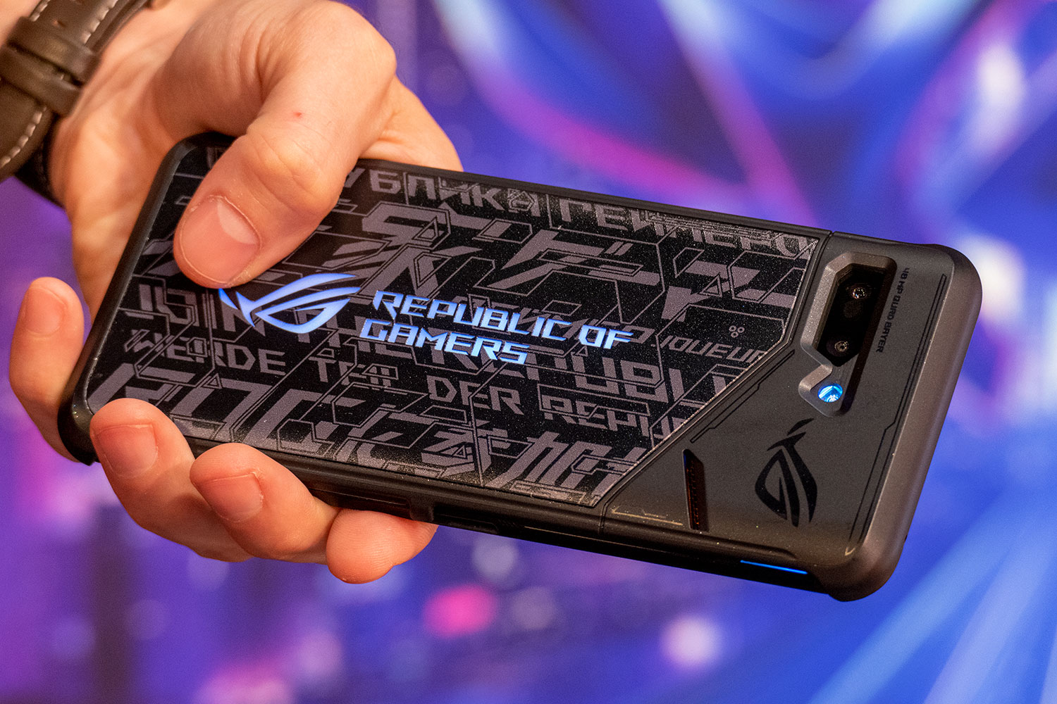 Best Asus ROG Phone 2 Accessories To Help Master Your Mobile Games