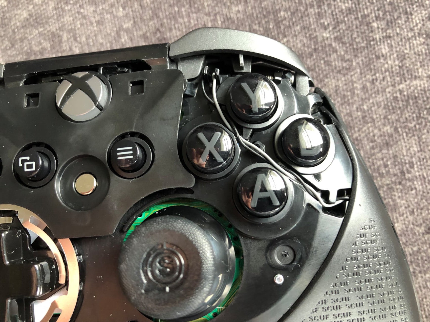 Scuf Prestige: An Xbox One Pro Gaming Controller That Fails to