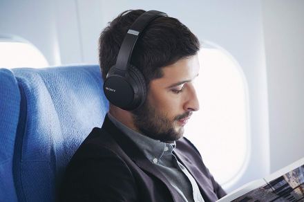 Bluetooth headphones have been on planes for 10 years, so why do I still need a cable?